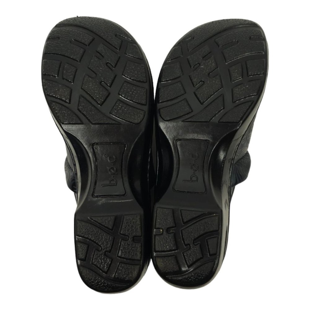 BOC Clog Wedge Comfort Shoe Womens Size 7 Navy Embossed Slip On Born Concepts - Picture 7 of 11